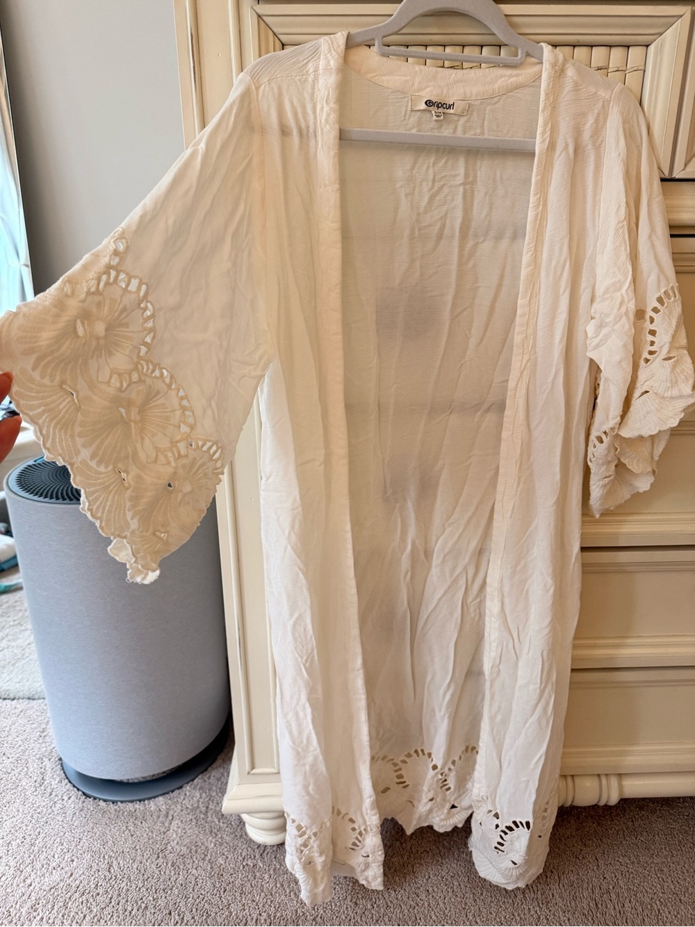 Rip Curl White Eyelet Kimono Cover Up | Cutwork Detail | Beach Duster | S/M
